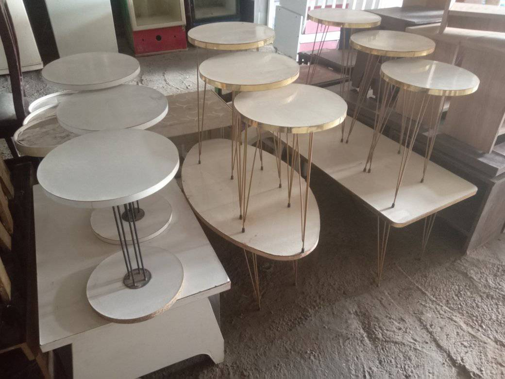 يوجد لدينا غراض مستعمل وجديد موقعنه جديد ام العضام شارع رئيسي ***********
