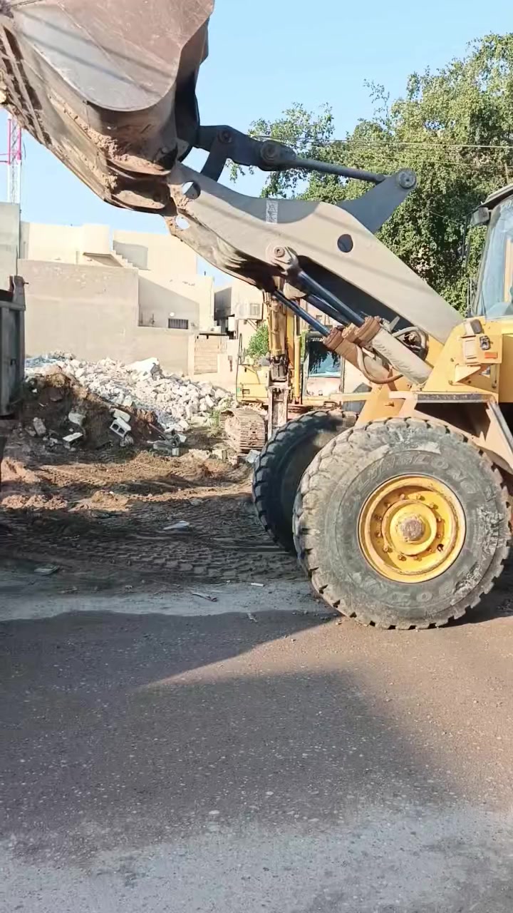 السلام عليكم متاح كادر عمل درجه أولى
حفر منهولات

تصفير بيوت وفرش سبيس مع الحدل

صب لاش ارضيه سيراميك 

تفليش بيوت ورفع انقاض

اشتغل كلشي عندك

والكادر مالتي متكامل 

ما عليك بكلشي بس رمشلي وتدلل

للتواصل ***********
