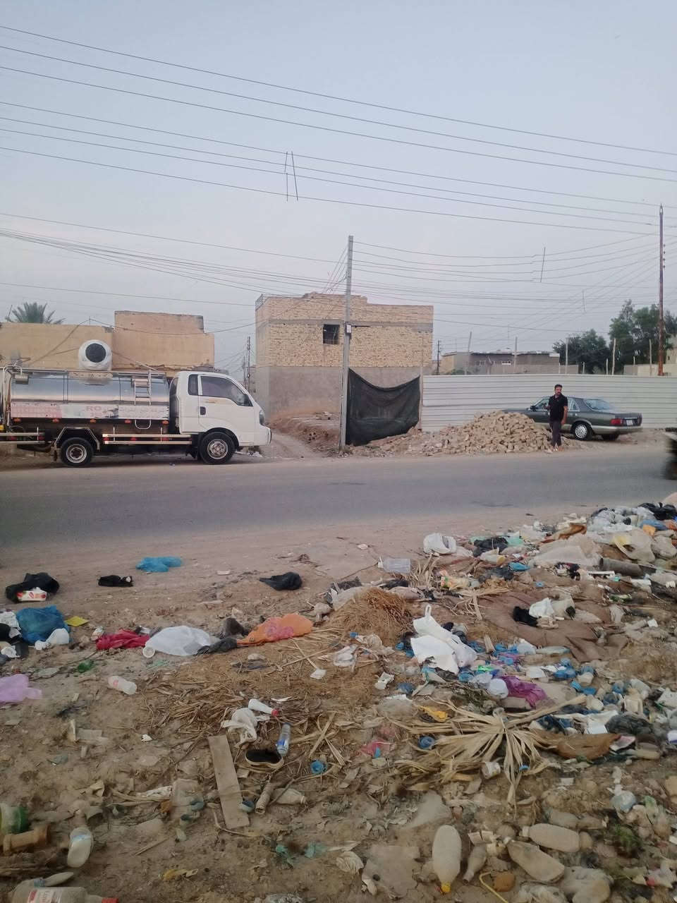 قطعة للبيع  بغداد جسر ديالى القديم العريفية قرب تل الرشاد
المساحة ٢٠٠م
واجهية ١٠ نزال ٢٠
خدمات گهرباء ذهبي وطنية
السعر ٢٤وبيها مجال
للاستفسار
***********
