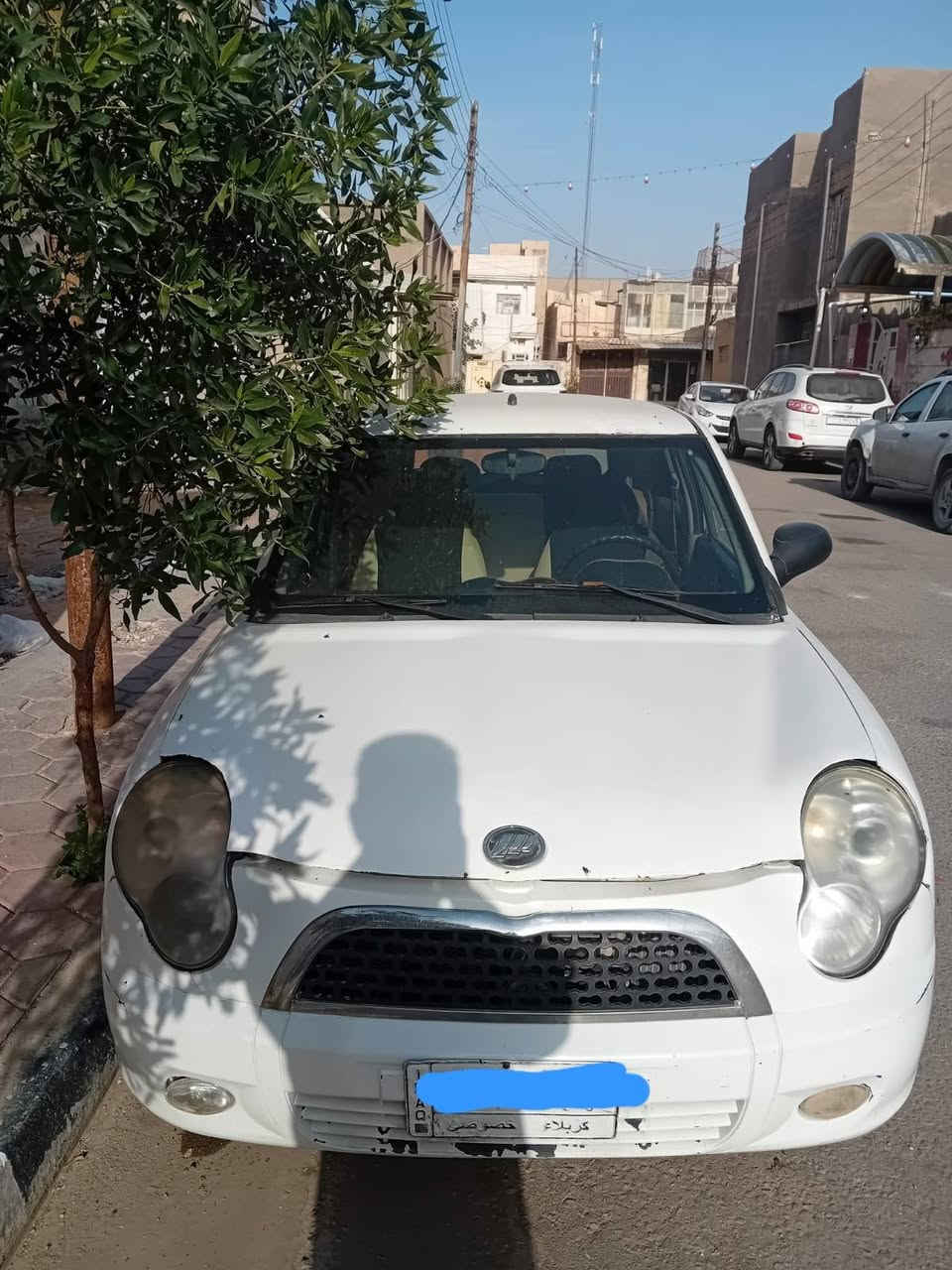 السلام عليكم    مستر بن ٢٠١١
كير ومحرك وحدادية وكهربائيات وداخل جيدة
المحرك تبخير بسيط
السعر ٢٨ وبي مجال
***********
