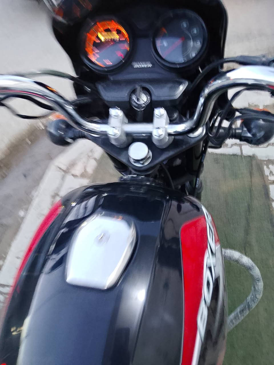 السلام عليكم ورحمه الله وبركاته دراجة نارية بوكسر موديل 23 نازلة بل 25 كفالة عامة من  كلشي الشراي يتصل ويدلل ويتساب موجود *********** اتصل ودلل أوراق أصولية كاملة روح بوجهك رقم
