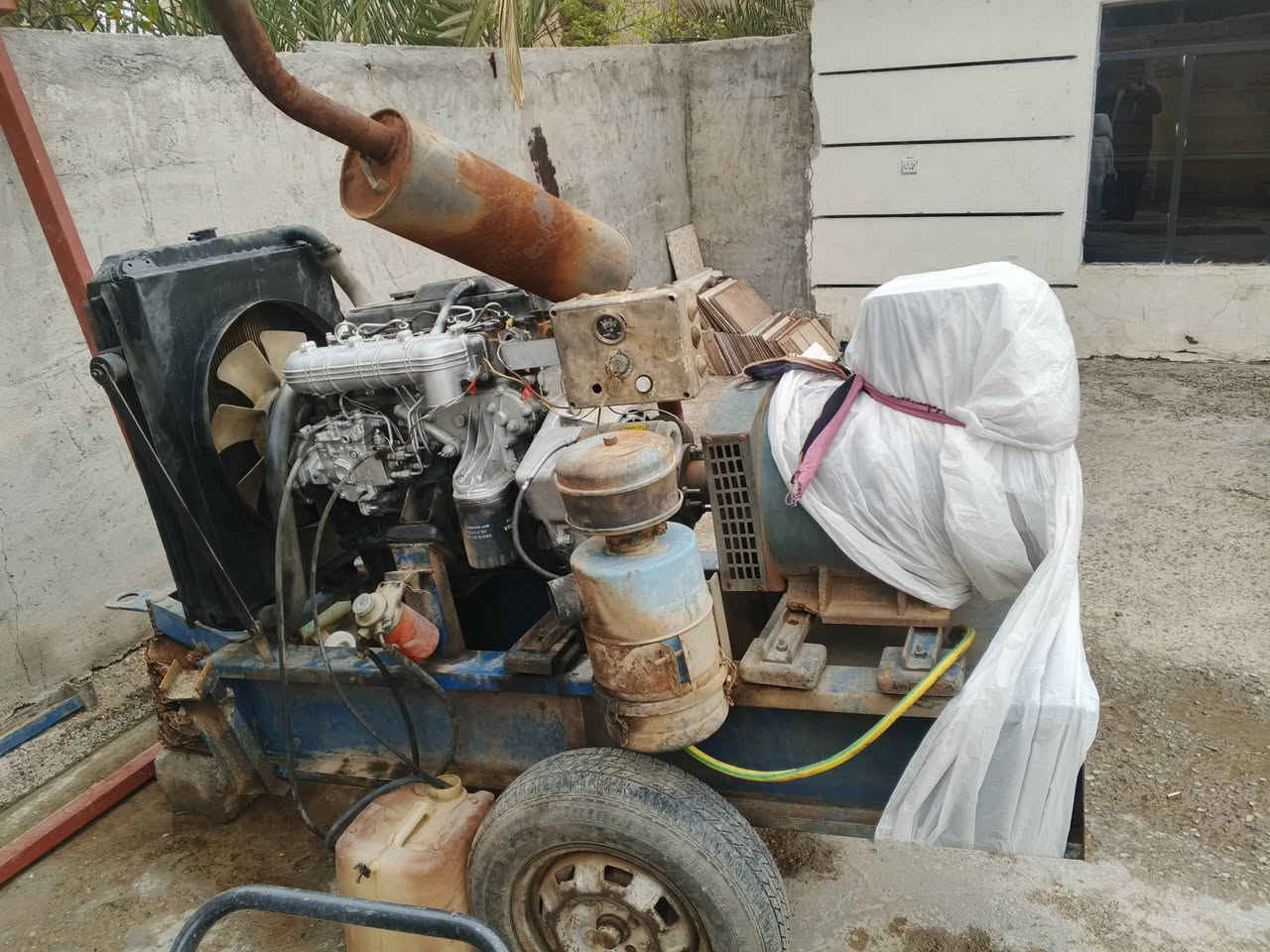 للبيع مولدكيا30كيفي السعر17ورقه بي مجال اتصل وتدلل ***********
