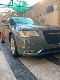 كرايسلر 300 • ٢٠١٨ • وارد امريكي