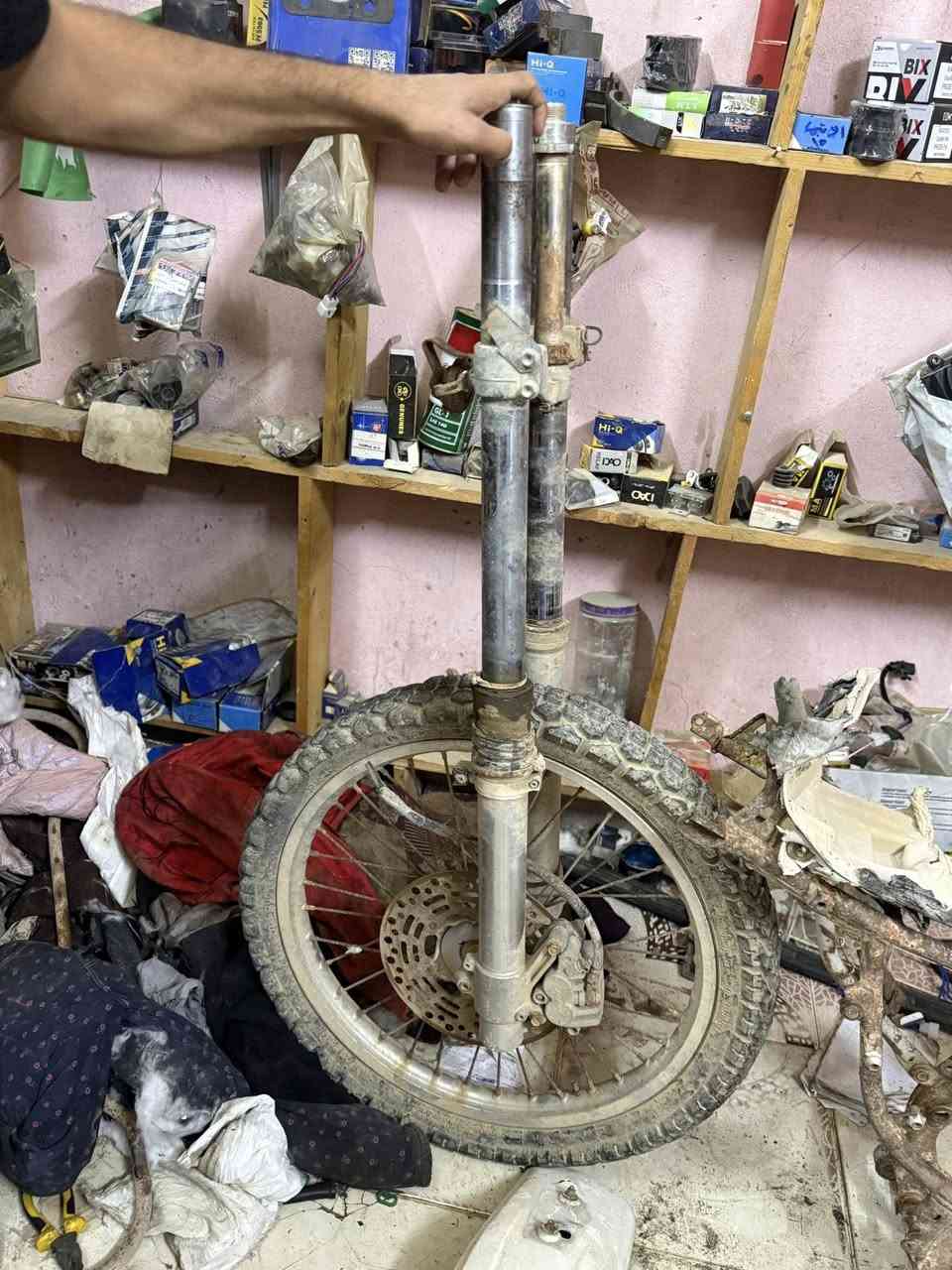 سلام عليكم شباب غراض مالقفاز كاوسكي أبيع شلع ما متواجد على فيس *********** بي وتساب
