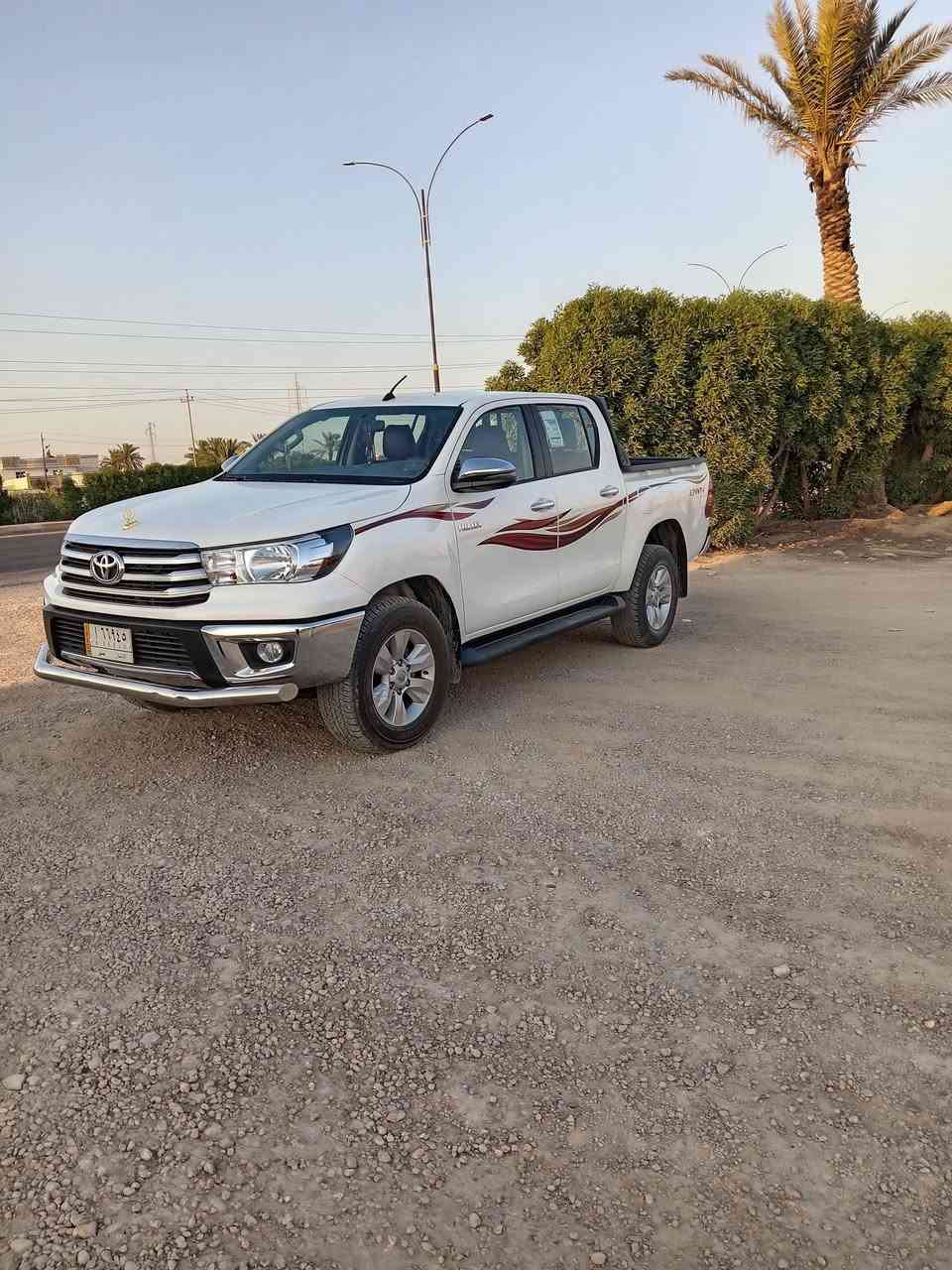بسم الله. فور ويل كويتي باب اول. جديده ماشيه 40الف استخدام شخصي تايرات الشركه رقم انبار كفاله عامه..رقم انبار. مكان السياره الرمادي.. للإستفسار الاتصال ***********
