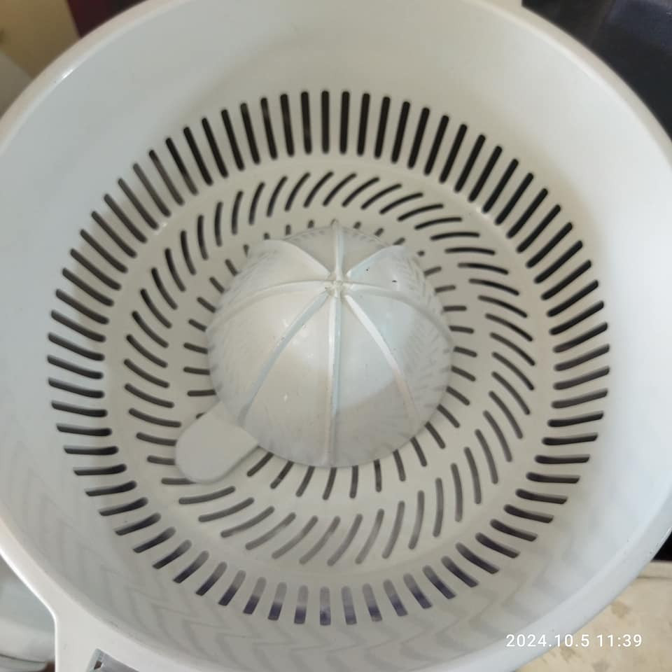 ست البيت ماركه Fantomتركي مستعمل قليل جدا بشرط الشغل والفحص متعددة الوظائف خلاط محظره معصاره حمضيات معصارة جزر طاحونه شفرات تقطيع فنگر السعر75 يوجد توصيل داخل اربيل فقط او زيارة موقعنا العنوان اربيل داره توو أربيل, العراق


**إذا كنت صاحب هذا الإعلان وتريد حذفه لأي سبب، رجاءا أرسل رسالة إلى الدعم الفني**