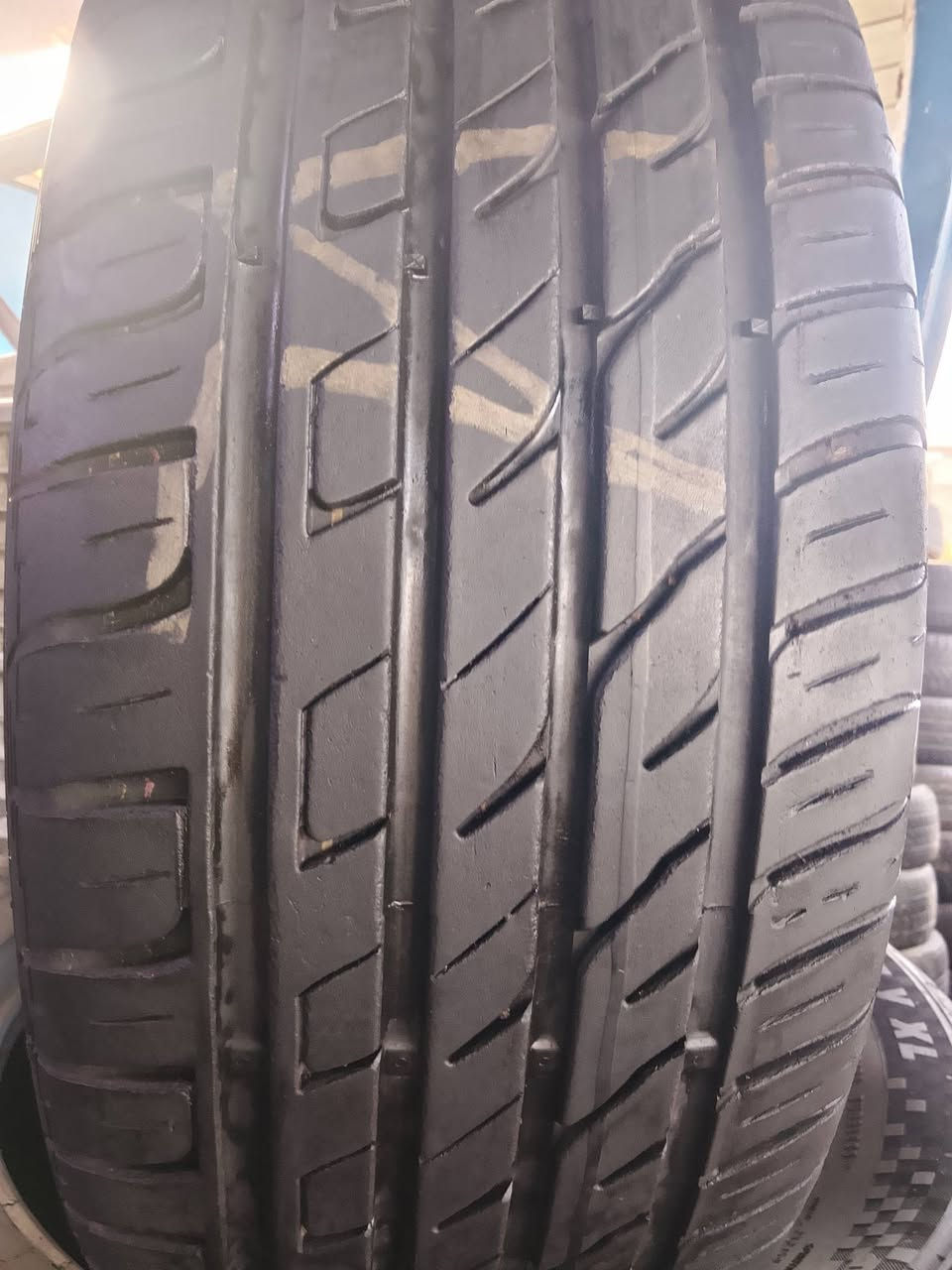 225/55/17/باله ياباني نضافه 💯💯 ليونه ترافه فول سعر الزوج 70الف معه الشد موقع المحل شعب شارع اسواق المركزيه قرب كليه الامام الكاضم خدمات ايليا 
***********
