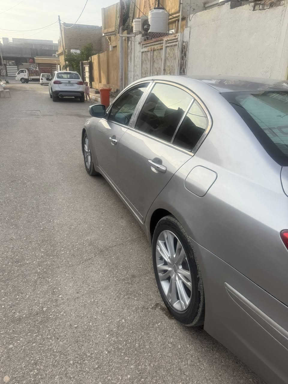 السلام عليكم جنسزز موديل ١١ محدثه ١٢ بسمي بغداد غرفته كلش جديده اسود جلد بسمي بغداد ٦سلندر مصبوغه عام اني صبغته اثر جراد فقط وعندي صوره قبل صبغ وبعد صبغ فرن درجه أولى 

عارضه ٩٥ بيه مجال شي قليل بيع او مراوس بسياره احدث 
للاتصال.   ***********

صوره بعد صبغ وقبل صبغ وصور وارد بالمريكا
