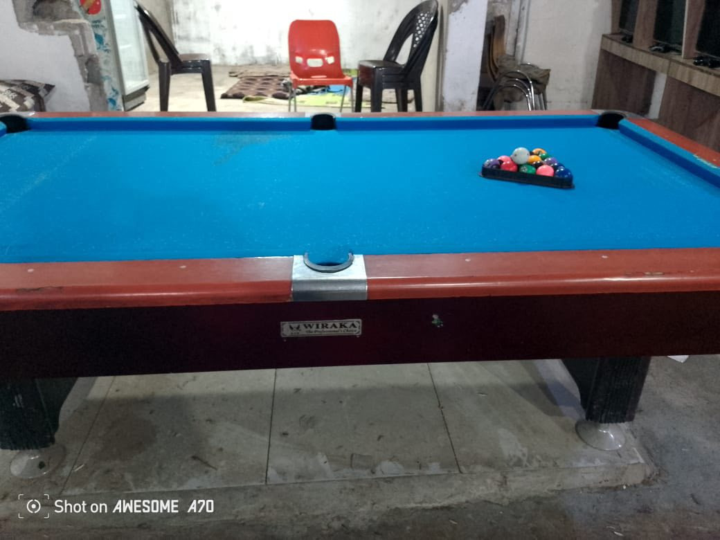 سلام عليكم       اخوان اني مكلف بالنشر  بلياردات عدد3للبيع.  تفاصيل وسعر يم ولد رقم موبايل ***********
