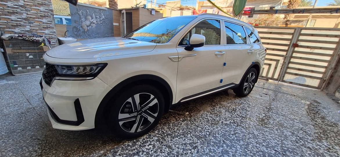 السلام عليكم سورنتو موديل 23 ماشيه 24 سياره جديده مواصفات السياره كشنات الاماميه كهرباء صندوق كهرباء بانوراما 6 سلندر سبعه راكب ثلاث قطع تبريد كيرموس هند بريك بغدادرقم،تلفون,,,,,,***********
