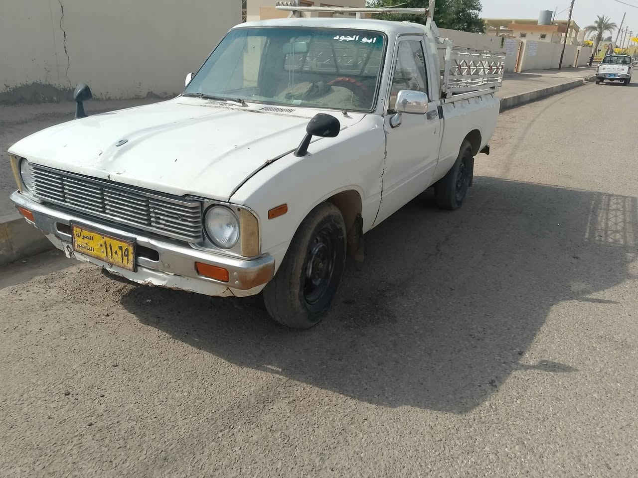 السلام عليكم
80.للبيع.   رقم كركوك اصفر   شرط التحويل والوكاله

السياره شرط المحرك والكير.  تايرات 4.فوك النص  صدر جديد  ماناقصها كلشي 

السعر  24  وبيهامجال  

 عنوان  السياره مخمور/  ناحيه القراج 

الشراي الاتصال ع ***********
