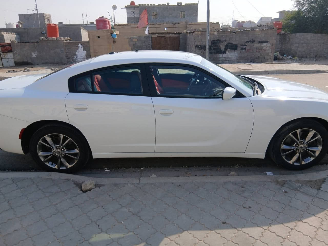 جارجر مكفوله من كلشي وبسمنه سعره 165 رقم صاحب السياره 
***********
