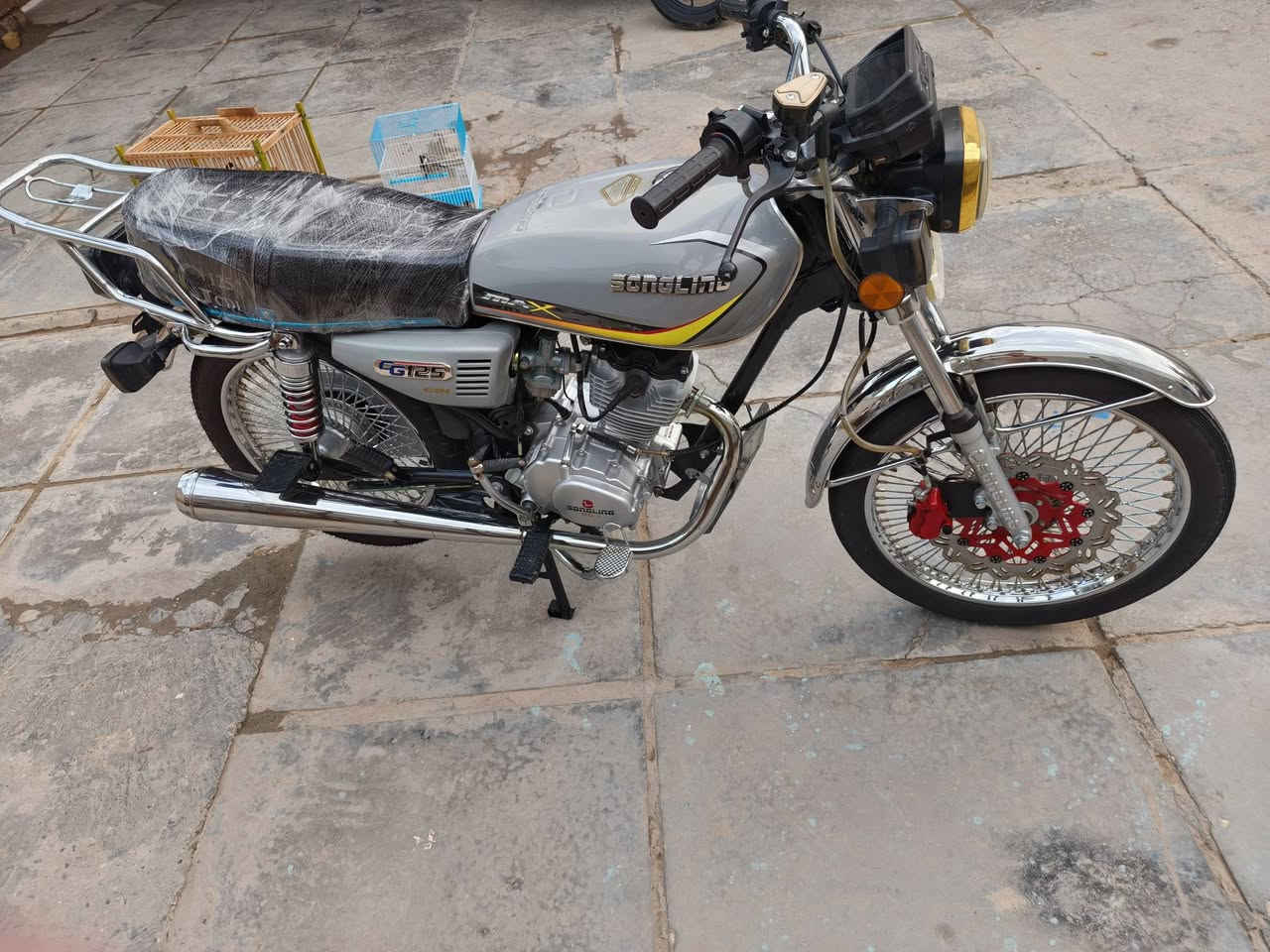 السلام عليكم تايگر 2025 كفاله وجديدة نضافة شرط مثل صوره مكينه برغي ما مفتوح بيه أوراق شرط كله شغال ما متعوبه شراي يدلل مكان بابل طليعه ***********
