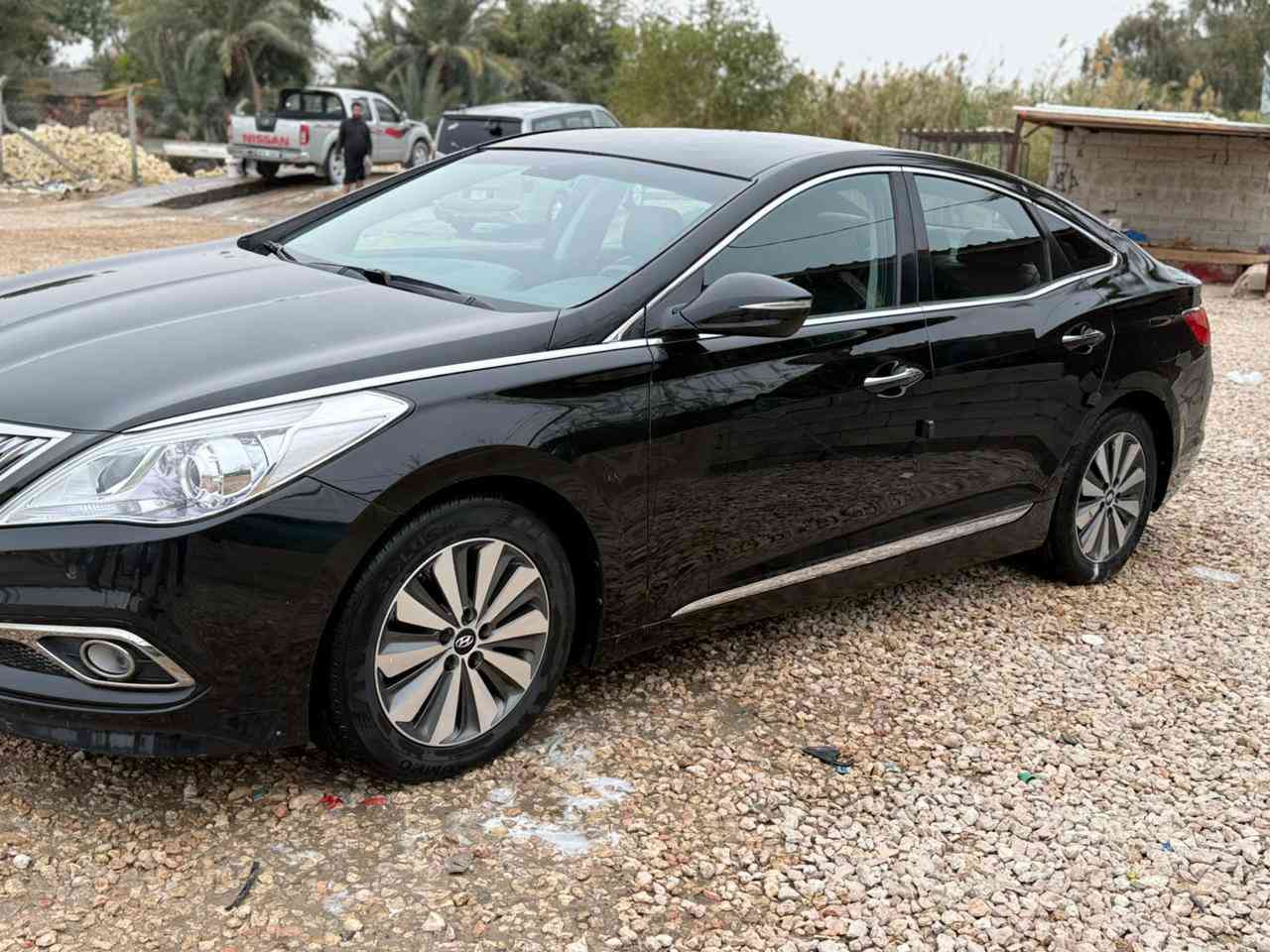 للبيع فقط أزيرا موديل 2014 دخول جديد كص جنطه شغل باجات صبغ فقط مكان الگص سياره بوضع الشركة تجي شوف بعينك  متؤمه طبق الاصل شرط الحاسبه مكينه كير حداده كهربائيات كله كبس متصرف عليه اي شي 
مواصفات بصمة تشغيل بصمه بوب ترحيب كشنات كهرباء تبريد قطعتين باقي المواصفات معروفه السعر 55بيه مجال بسيط الشراي يتصل وبخدمته ***********
