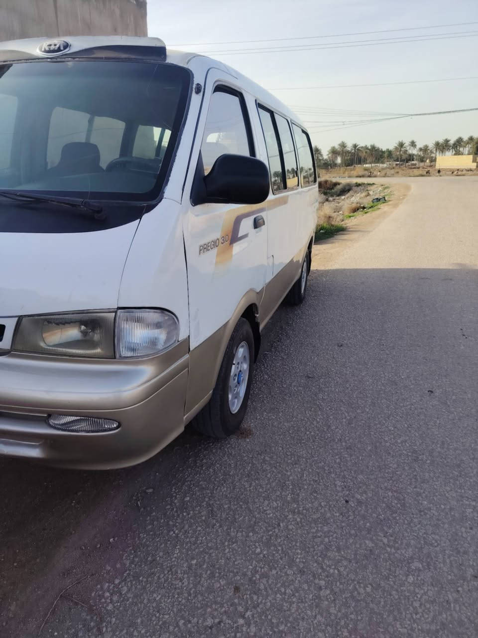 كيا بريجو مديل 2000 
رقم مثنى مشروع وطني راعيهه يمي 
مكفوله من الضربه والكص بيهه رشات كلش بصيطه 
مكينه كير حداديه تخم تاير كهربائيات كلهه جاهزه 
السعر 72 وبيه مجال حق الجيه مكاني مشخاب اتصال فقط مكلف بلنشر ***********
