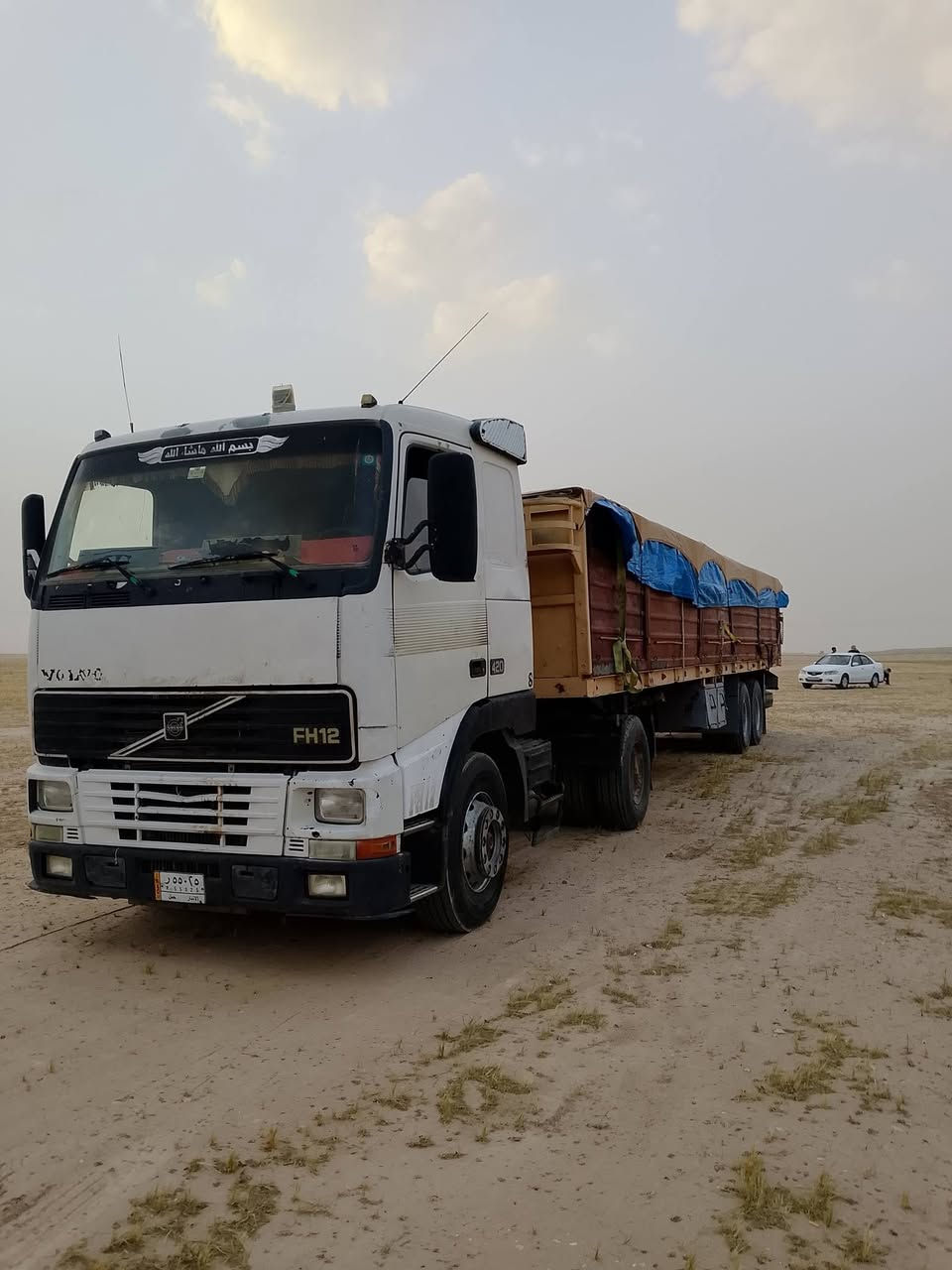 عندي عربانه للبيع باقي الاستفسار عل رقم *********** تخم تاير بريك نشره عربانه جاهزه***********

