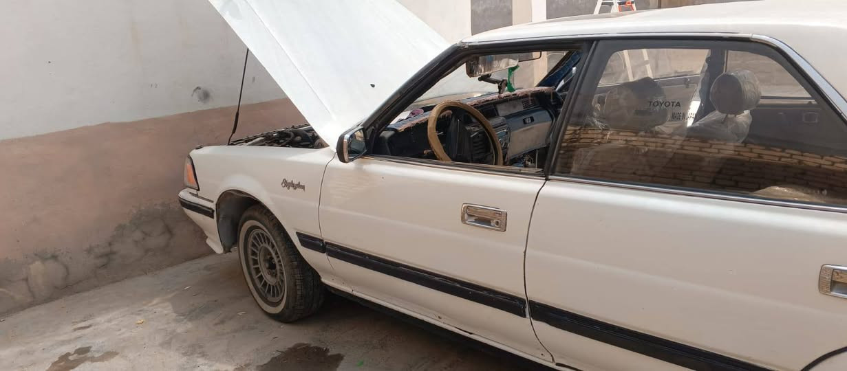 للبيع هارتوب يسرا بلاد محرك بطه 2500ديلكو موديل1989رقم بغداد انكليزي 0772 717 7484
