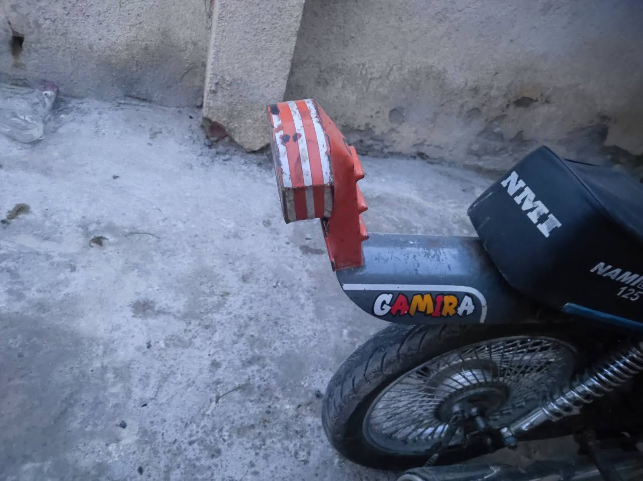 السلام عليكم طياريه للبيع مكان بغداد ***********
