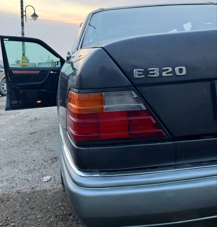 السلام عليكم
بيبي اصل موديل ١٩٩٤
محرك خراطيم ٣٢٠
كير محرك كفاله لاتنقيص ولا تبخير
كراسي كهرباء
دبل ايرباك
فتحه طكتين
السياره فول وماعايزه غير ترتيب بلحداديه
عنوان سامراء ***********
السعر ٧٢
