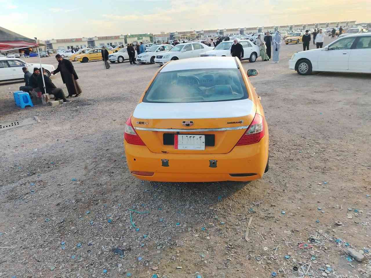 السلام عليكم
امكراند c7 موديل 2014

مكينه كورلا 1800 بيكاتجو جديده شديتها يوم 20 بشهر 10  كير عادي

سيارة مصفرة هيئه وغرامات شرط التحويل رقم بصرة سنويه منتهيه 2022

مكاني بصرة شط العرب
سعر 37 وبيها مجال للطيبين 

***********
***********
