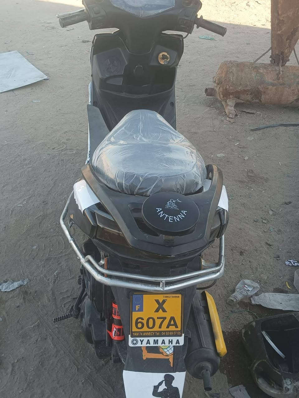 سلام عليكم دراجة للبيع دراجة حلوة ونضيفة محركها جديد كهربائيات كلها شغالة سعرها 250وبيها مجال بصيط رقمي‏‪***********‬‏
