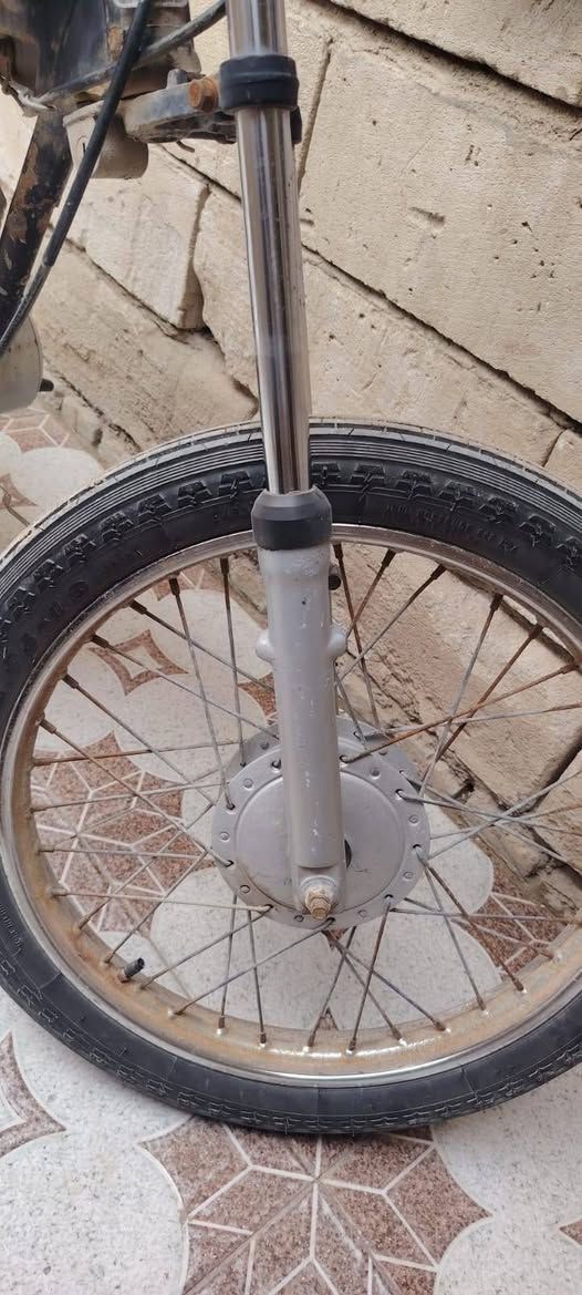 غراض للبيع قيم واخذ.  الوياله بدون تايرات   وياله وطبلات وبيامه كاملات للبيع قيم واخذ محرك ارشا شغال كلشي مابي مفتوح  ب50. سعره ودبلات خلفيه واماميه هم. البقيه بلاش ياخذهن. مكاني ناصريه مركز


**إذا كنت صاحب هذا الإعلان وتريد حذفه لأي سبب، رجاءا أرسل رسالة إلى الدعم الفني**