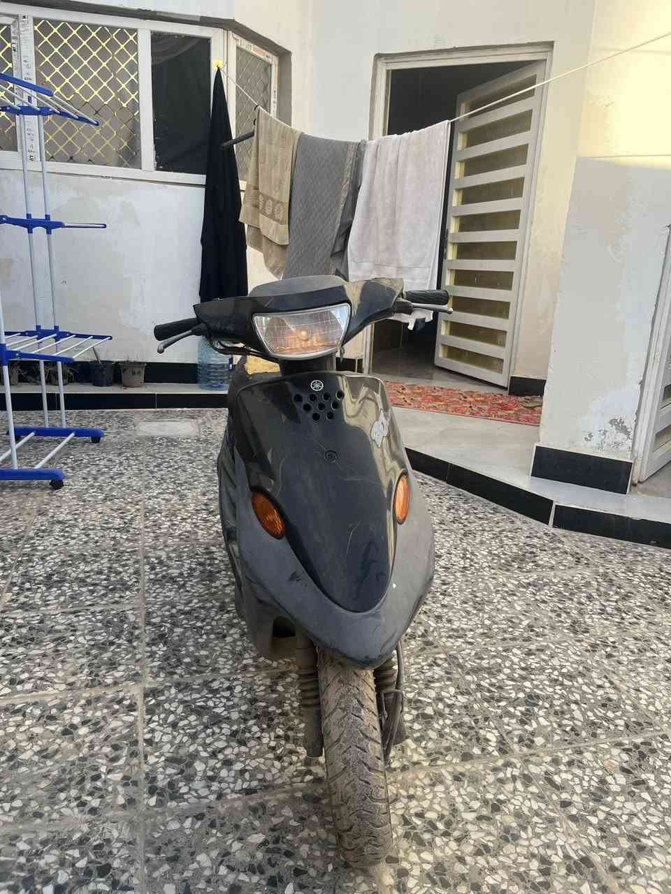 السعر 300 وبيها مجال 
للتواصل
***********
