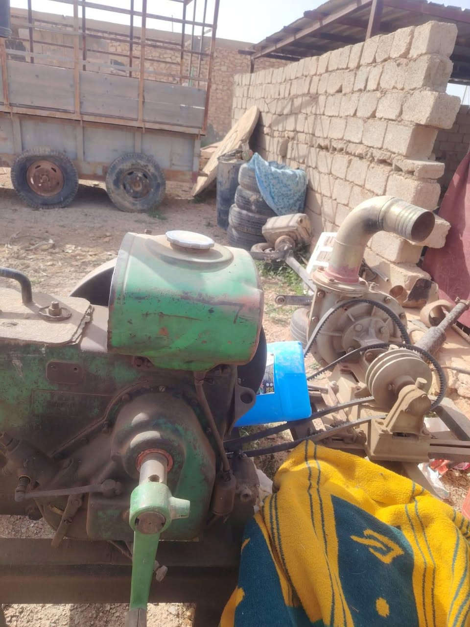 موطور هنوري 18 حصان السعر 1800 معها خنزيره 4ف4 ضغط عالي وشاصي كامل مكان رمادي ابوطيبان *********** تواصل اليفيده
