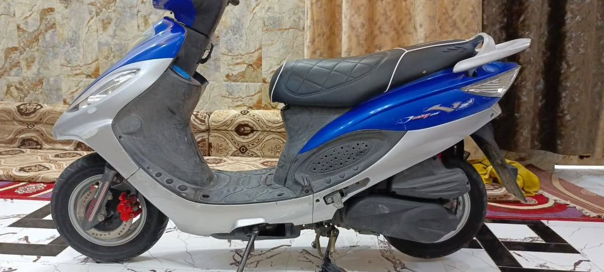 سلام عليكم دراجه كامكو البيع صايرله شهر من طلع بدلهن دهن مرتين دراجه ماطلع بيه بس بليل دراجه مال جناي بس محتاز فلوس ريد بيعه مكفوله من كلش مابيه اي نقص سعر دراجه بمليون 100 بيه مجال قليل ملاحظه سوك كلشي بيه مو شراي لا يتعبني هاذه رقم وخابر ***********
