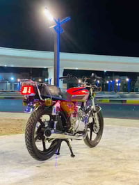 دراجه للبيع بس وصل سيد جعفر السعر 1200 قفل لمو شراي لا يتعبني 07723218...