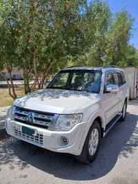باجيرو موديل 2014 حبتور محرك 6 سلندر 3500 كير محرك مكفول سياره مكفوله ...