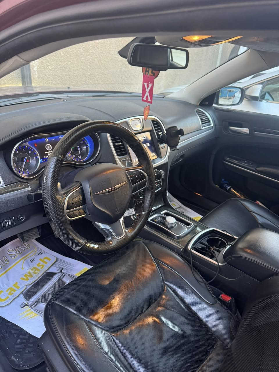 السلام عليكم
اوباما ١٩ كندي فول مواصفات لميتد 
بدون صبغ بغداد بأسمي 
كلين تايتل  
مكان السياره باليرموك
السعر 
٢٧٨
***********
