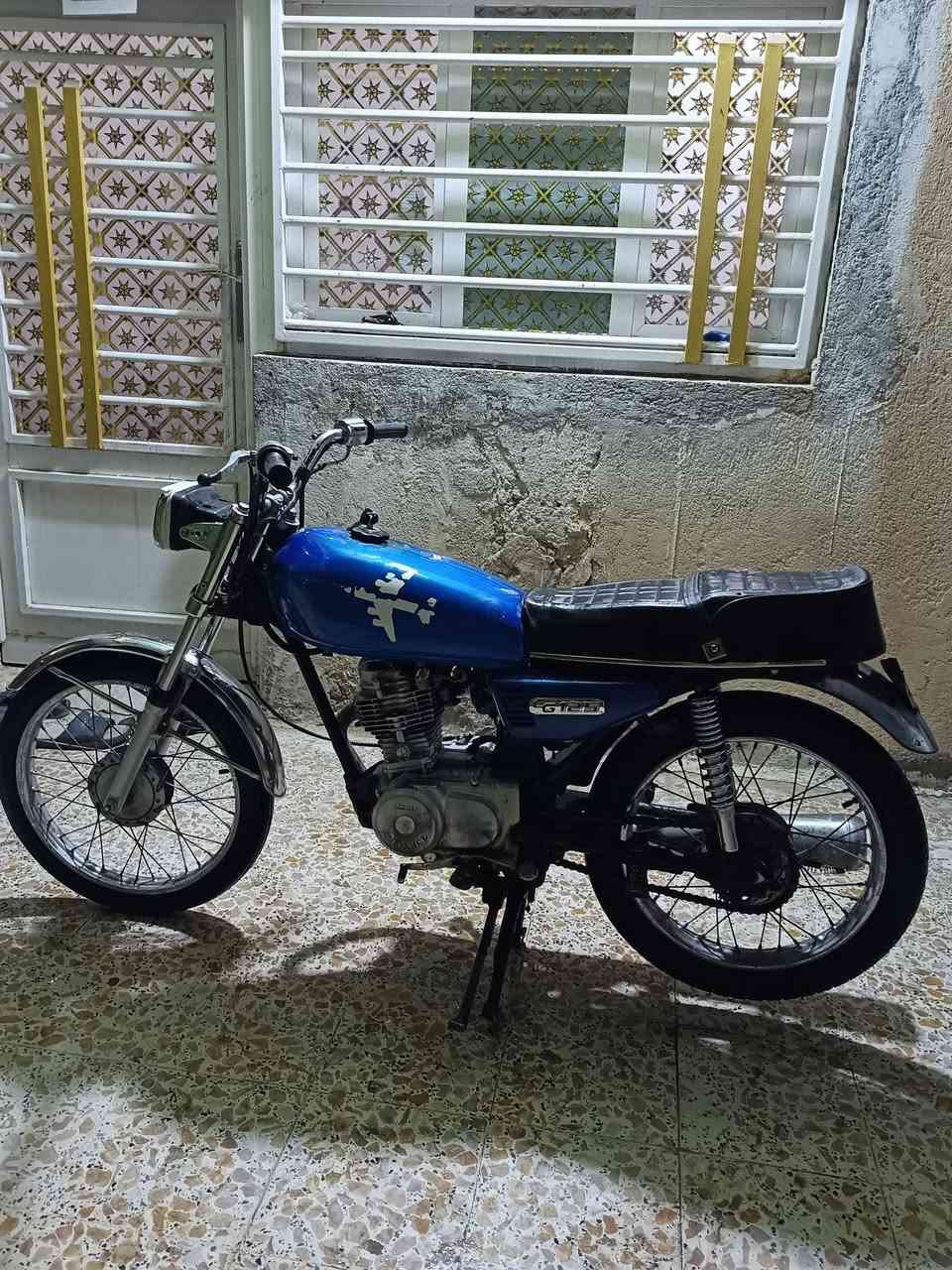 دراجه يراني ٢٠١٥ أوراق  يحتاج له  ترتيب السعر ٥٠٠


**إذا كنت صاحب هذا الإعلان وتريد حذفه لأي سبب، رجاءا أرسل رسالة إلى الدعم الفني**