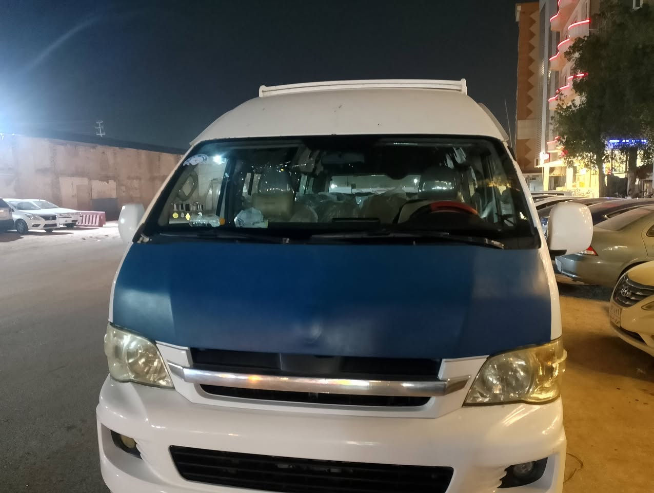 السلام عليكم جنبي للبيع 2012 سياره جديده دوشمه جديده كشنات جدد دواخلها حلوه سياره خير من الله حداديه واكسن وكير محرك مقفول كفاله عامه فقط داير بها السياره مكاني نجف رقمها كربلاء ما عايزه كل شيء قبل اسبوع حداديه مسويها حداديه كامله السياره داخله هزه جديده سنويه لل 27 سياره قفل 130 سياره مصفره هيئه وغرامات 🌹***********
