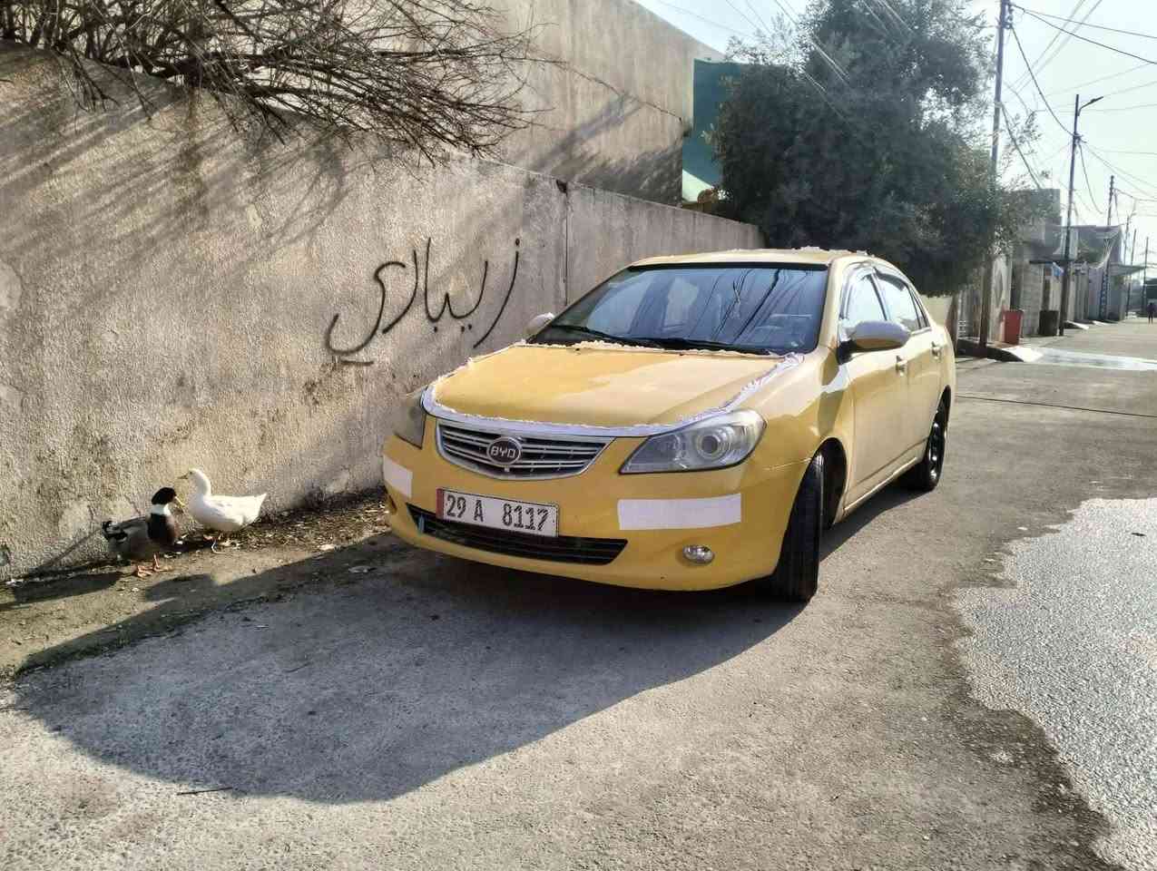 السلام عليكم بي واي دي جي 3 موديل 2013 رقم واسط انكليزي بسمي كاربون بانزين بيه هيئه وغرامات صفر كير محرك شرط تدفئه تبريد شرط ضرر بوند وجاملغ امامي 
الرقم *********** 
الرقم ***********
مكان موصل حي الزهراء 
السعر 43 وبيه مجال
