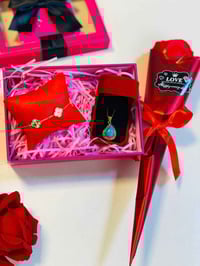 هديه عيد الام • قلادة فيروزي • سوار فان كليف