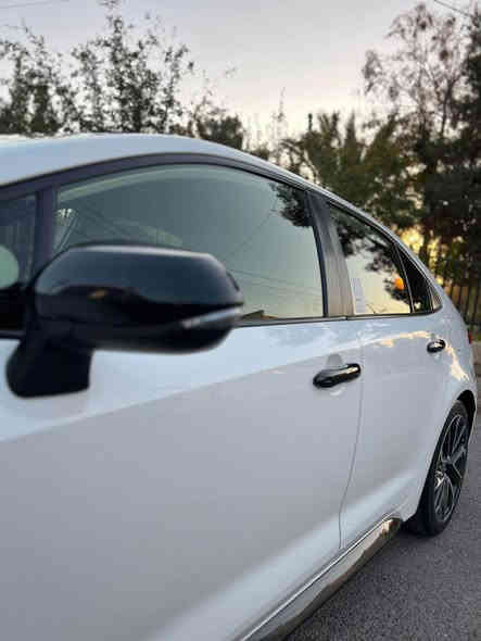 کوردی// 

Corolla SE  2020
(Black tope)
ئەمریکی 

دوو پارچە سبوغ 
( بۆنیت ، چامرلغ)

بێ ناوگرتن ، ئێرباگ سوکان 

چوار پستۆن 
مەکینە  ٢.٠  (بێ تۆربۆ)

سەنەوی نوێیە 

( ٥٠ ) هەزار مایل چووە 

فول بێ سلایت 

نرخ / $ 14900
***********
***********

عربي //

Corolla SE 2020
(Black tope)
أمريكي 

قطعتين صبغ  (بونيت ، جامرلغ)

بدون دواخل ، إرباك ستيرن 

اربع سلندر محرك ٢.٠ 

سنويه جديد 

(٥٠) ألف مايل ماشي 

فول مواصفات بدون سلايت 

سعر/ $ 14900 أربيل
