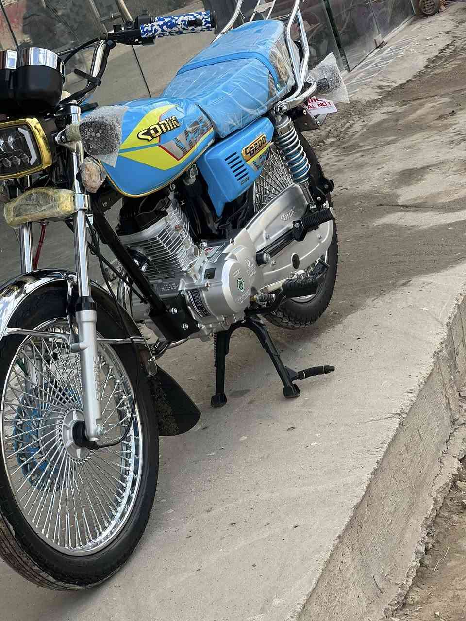 سلام عليكم تايكر زيرو صفر كيلو متر
٢٠٢٧

حت دهن مال الوكيل لسه بيه

يعني علا سحك الدرجه 

سبب البيع معتاز فلوس 

سعر من الخير قفل ٧٠٠ 

لا تكلي ذبلي ولا شي 

تحياتي الجميع 

***********

المكان حله سياحي
