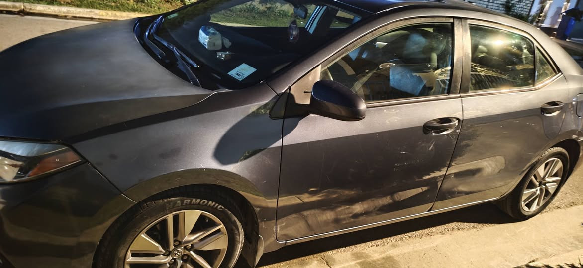 كورولا وارد امريكي موديل 2014 
سياره فول واحد على واحد 
كرسي سائق كهرباء 
كوشينات جلد 
ماشيه 102 
رقم بغداد باسمي 
بنيد  صبغ دعاميه 
باب الخلفي صبغ وا جاملغ عكس السائق 
تحكم السيرين 
شاشه كاميرا 
بنيد بي.جراد والقماره والشنطه يروح بالبوديش ملوحه 
بغداد حي جهاد الأطباء 
سعره 115$ بيه مجال 
***********
