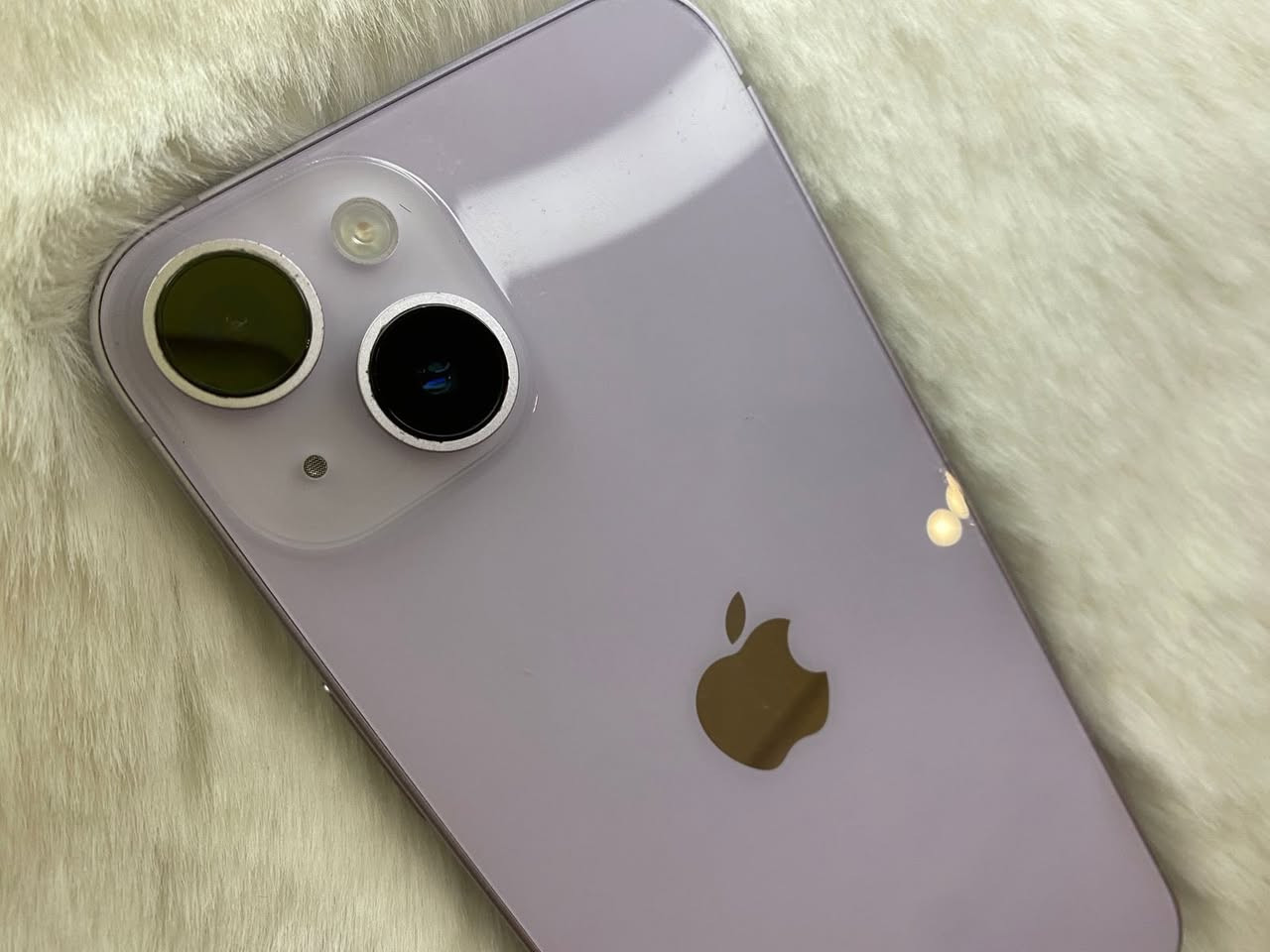 ايفون 📱 14 عادي 
ذاكرة 128 
بطارية 🔋 84
امريكي 
نموذج m
سعره 530
العنوان العطيفية الشالجية
للاتصال ***********
