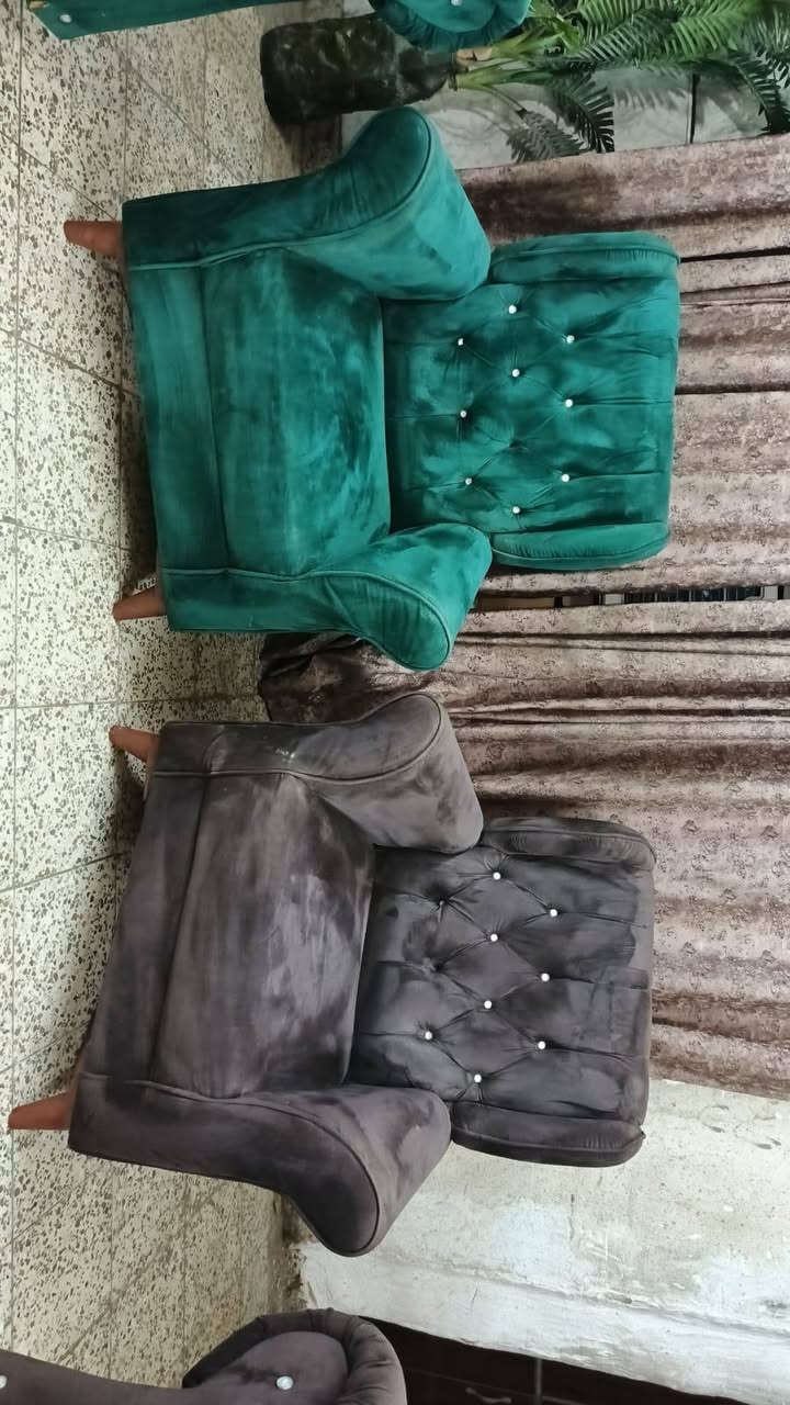 تخم 7 مقاعد 💺 اخو جديد اي ضرر مابي خشب ثكيل قوي وثكيل تكمه سعر ,,225,,بي مجال مكان لبياع  *********** يوجد واتساب
