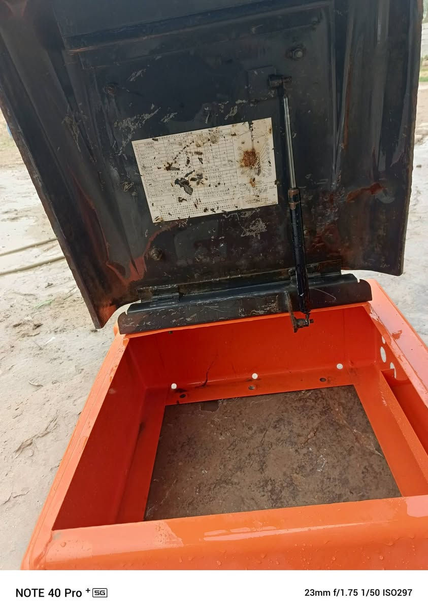 للبيع صندوك زت ***********
