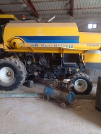 للبيع 4بلم قايش 2019 مشتغله 1850 ساعه . المكينه جديده . مكفوله كفاله ع...