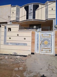 بيت للايجار الساهرون قرب المدارس قرب مجمع الغدير مساحه 100 م بناء حديث...