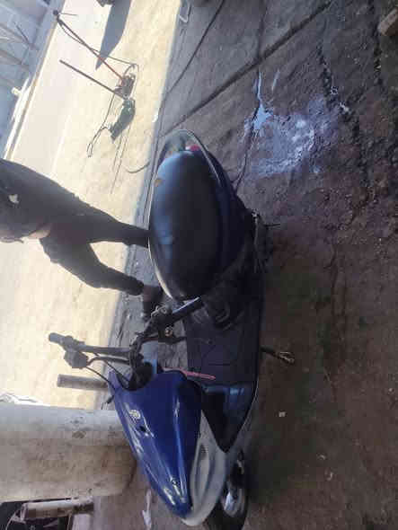 سلام عليكم دراجه ماكس 120قجمه البيع مكينه حلوه شلعه معدل السعر 225 وبيها مجال حك جيه المكان العلاوي قرب وزاره ثقافه ***********
