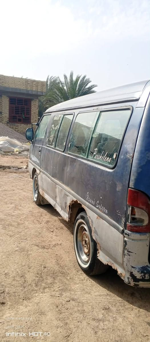 السلام عليكم هوندا للبيع موديل 94 رقم قادسيه مكينه بيها نفخ كير اكسل حداديه تخم تاير  كله جديد شواصي مكفوله 18 وبيها مجال العنوان بابل ***********
