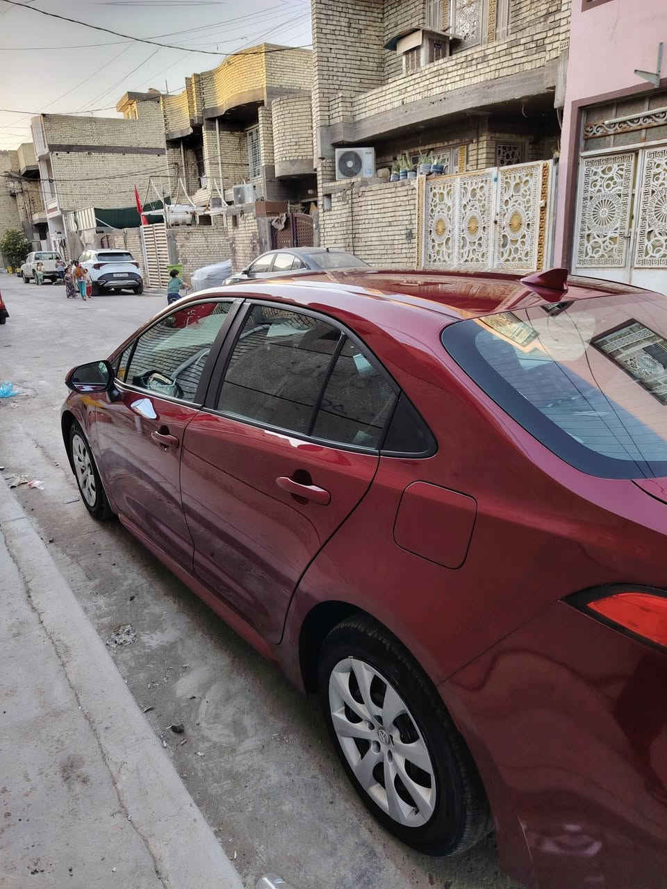 🚘 Toyota Corolla 2023 LE
✨ وارد أمريكي | اقتصادية | مريحة بالاستخدام اليومي
🔹 المحرك: 2.0L
🔹 الشاشة + كامرة خلفية
🔹 مثبت سرعة
🔹 تشغيل بصمة
🔹 صرفية ممتازة بالبنزين
🔹 تبريد قوي وراحة عالية
السيارة نظيفة جداً وفحص كامل ✔️
مناسبة للاستخدام اليومي والسفر 👍
📍للاستفسار والمشاهدة:
 اتصل 📞
***********

