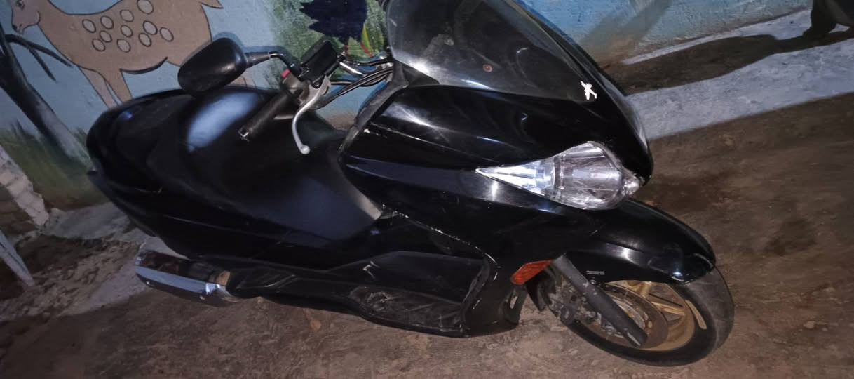 للبيع فورزة 010 دراجة مكفولة سعرها 14ورقة اتصل ***********
