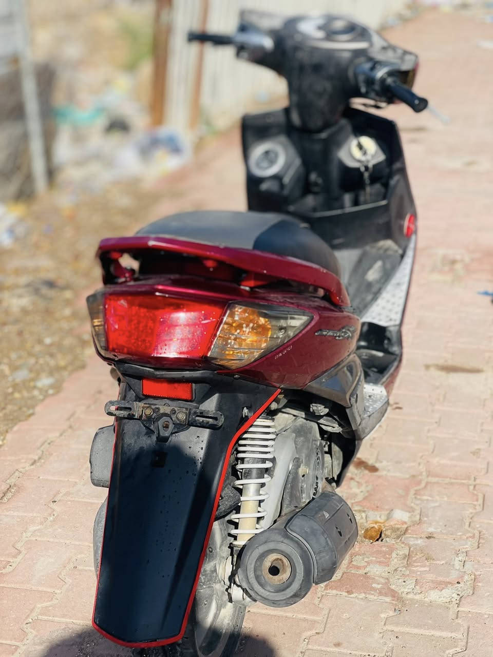 السلام عليكم سنكس فحل كوري نوزل خطين دراجه مال رمبه مكفوله كلهه كفر أصلي محرك مكفول مكاني بغداد الحسينيه السعر 950 رقم الهاتف ***********
