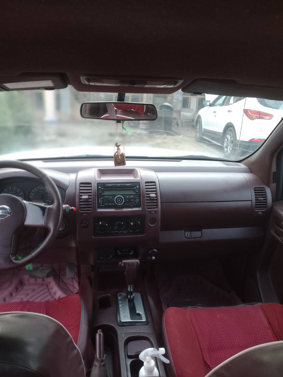 سلام عليكم 
نيفاره موديل 2012 سنويه2027
كير اوتماتيك
كهربائيات كلها شغاله 
تبريد تدفئه
مكينه كير اكسن شاصي مكفول
حداده تايرات جدد
سياره جاهزه 
رقم بصره مكاني بصره كرنه

السعر110 وبيها مجال
رقمي ***********
